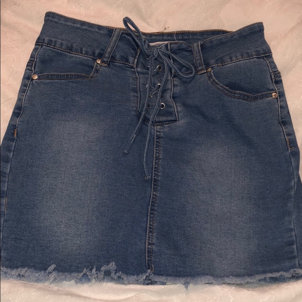 Size 00 blue jeans mini skirt
